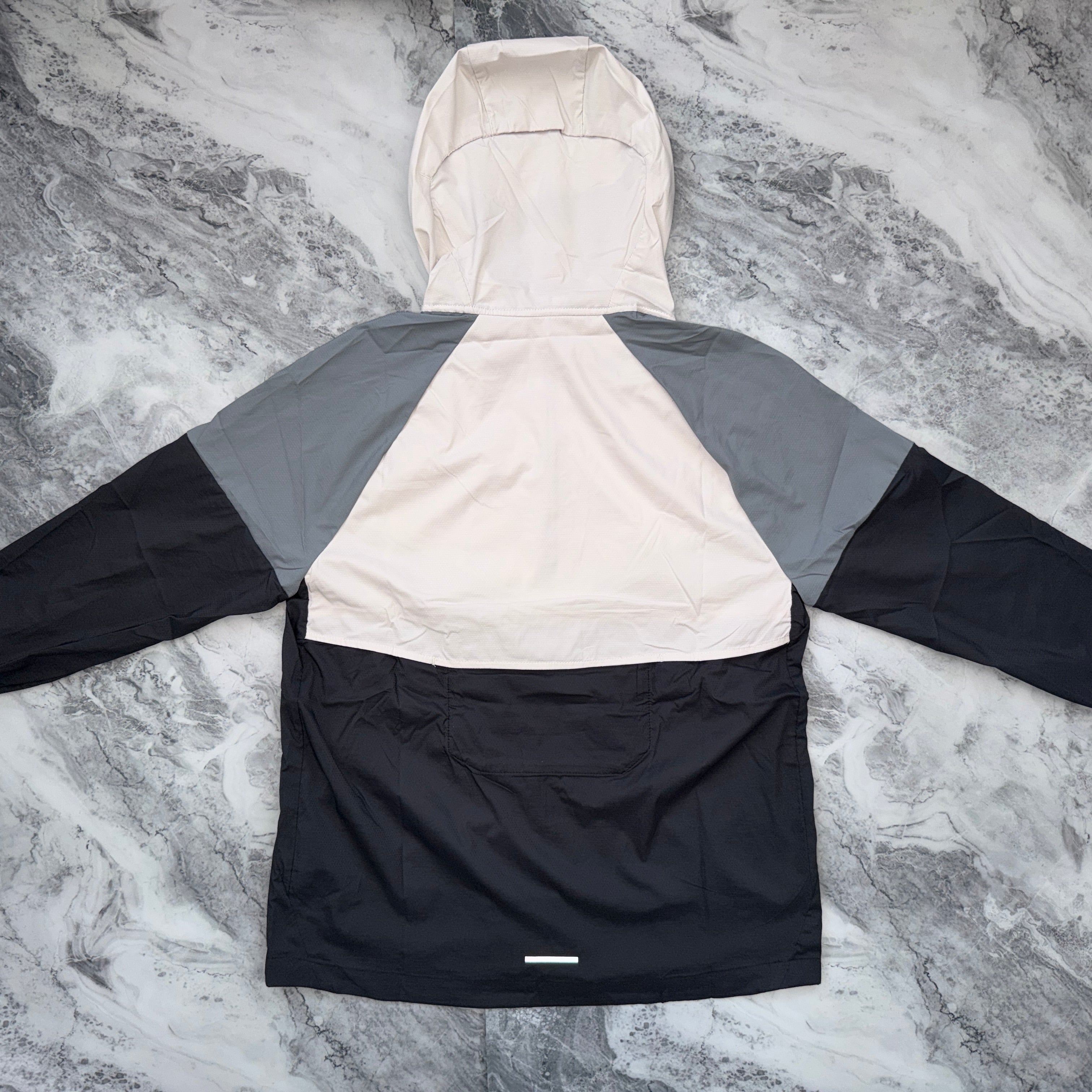 Nike Impossibly Light Windrunner (Light Bone/Cool Grey/Black)