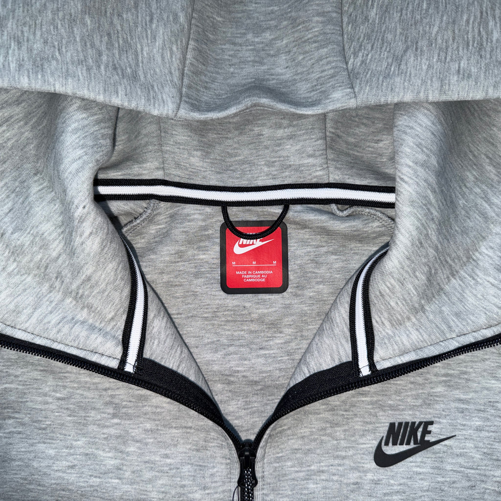 Nike Tech Fleece Tracksuit (Grey)