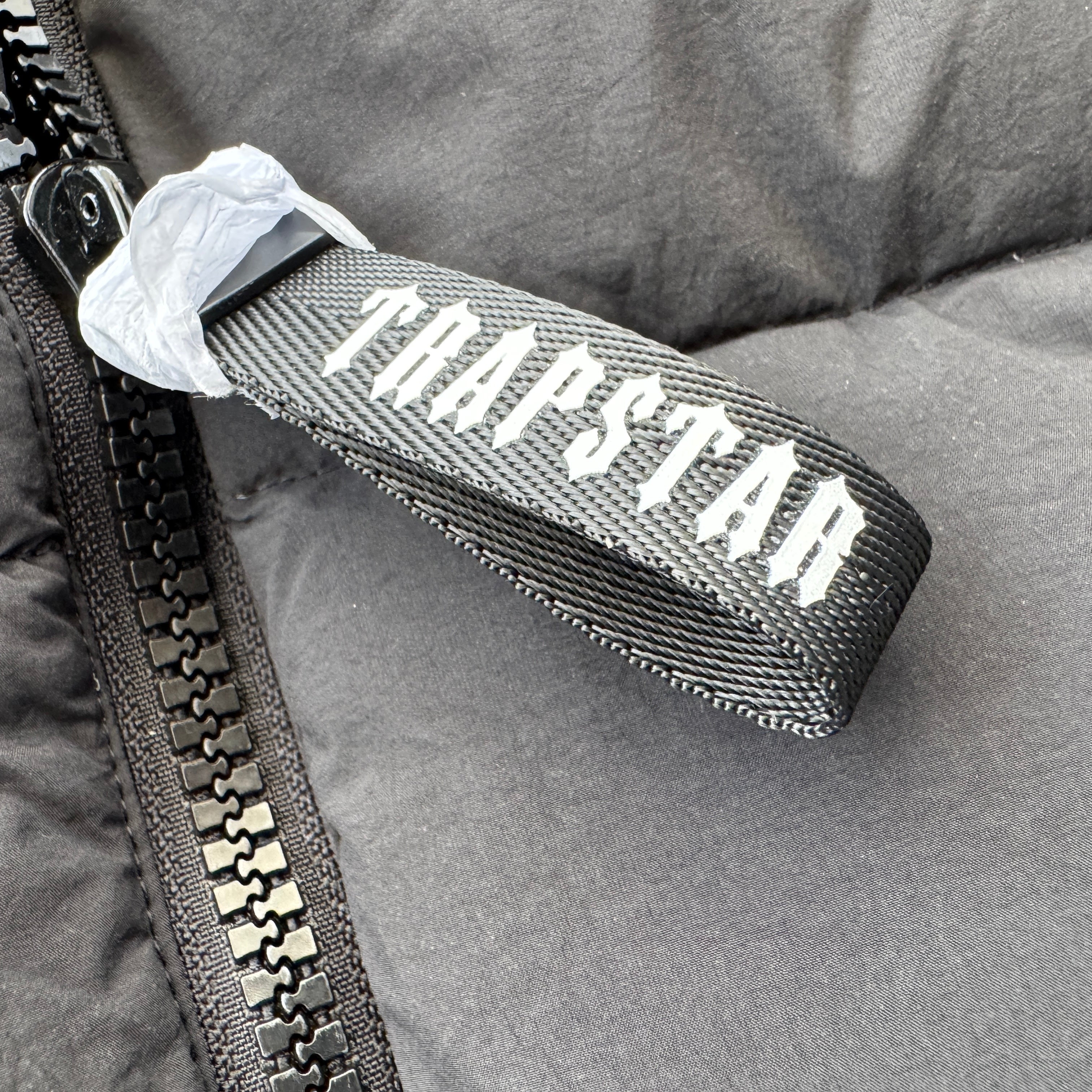 Trapstar Irongate Arch Piping Puffer Jacket