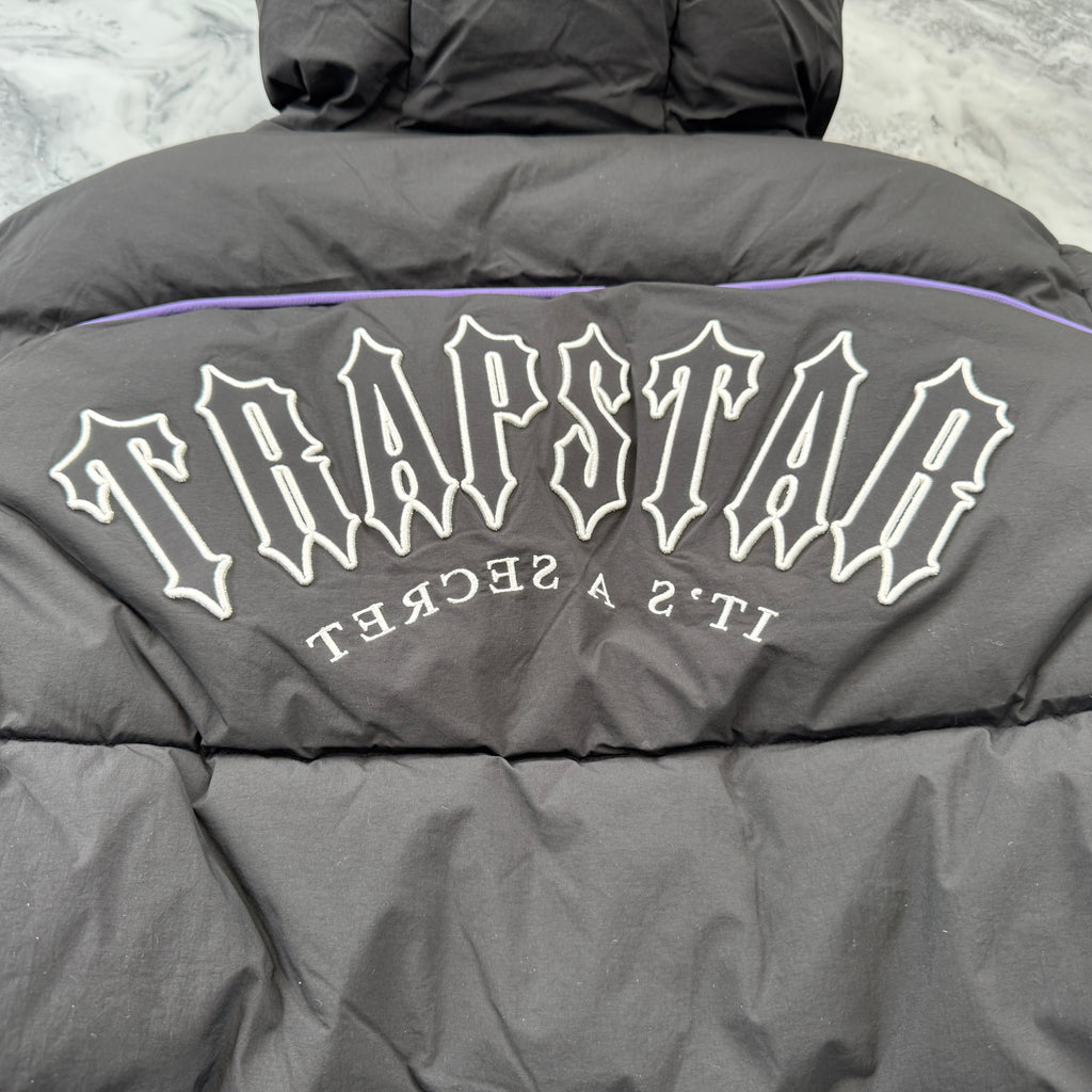 Trapstar Irongate Arch Piping Puffer Jacket