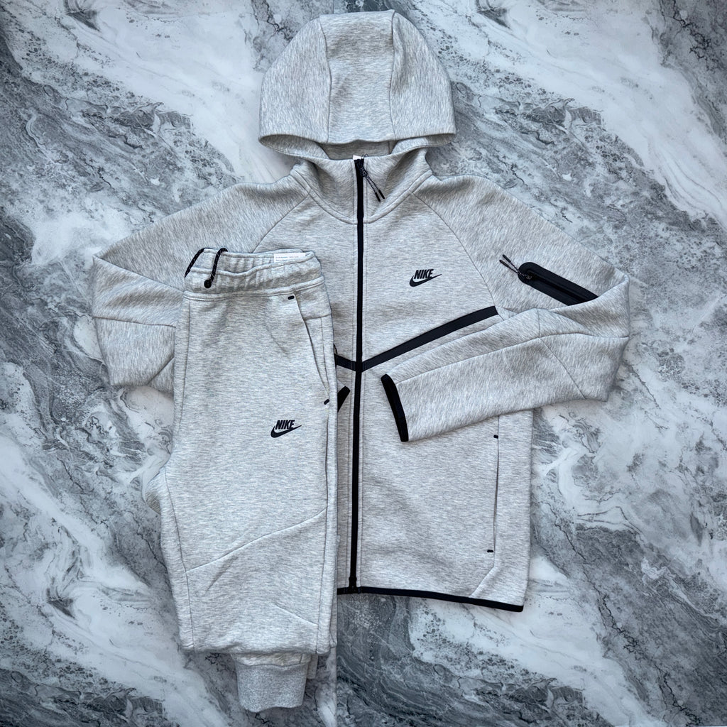 Nike Tech Fleece Tracksuit (Grey)