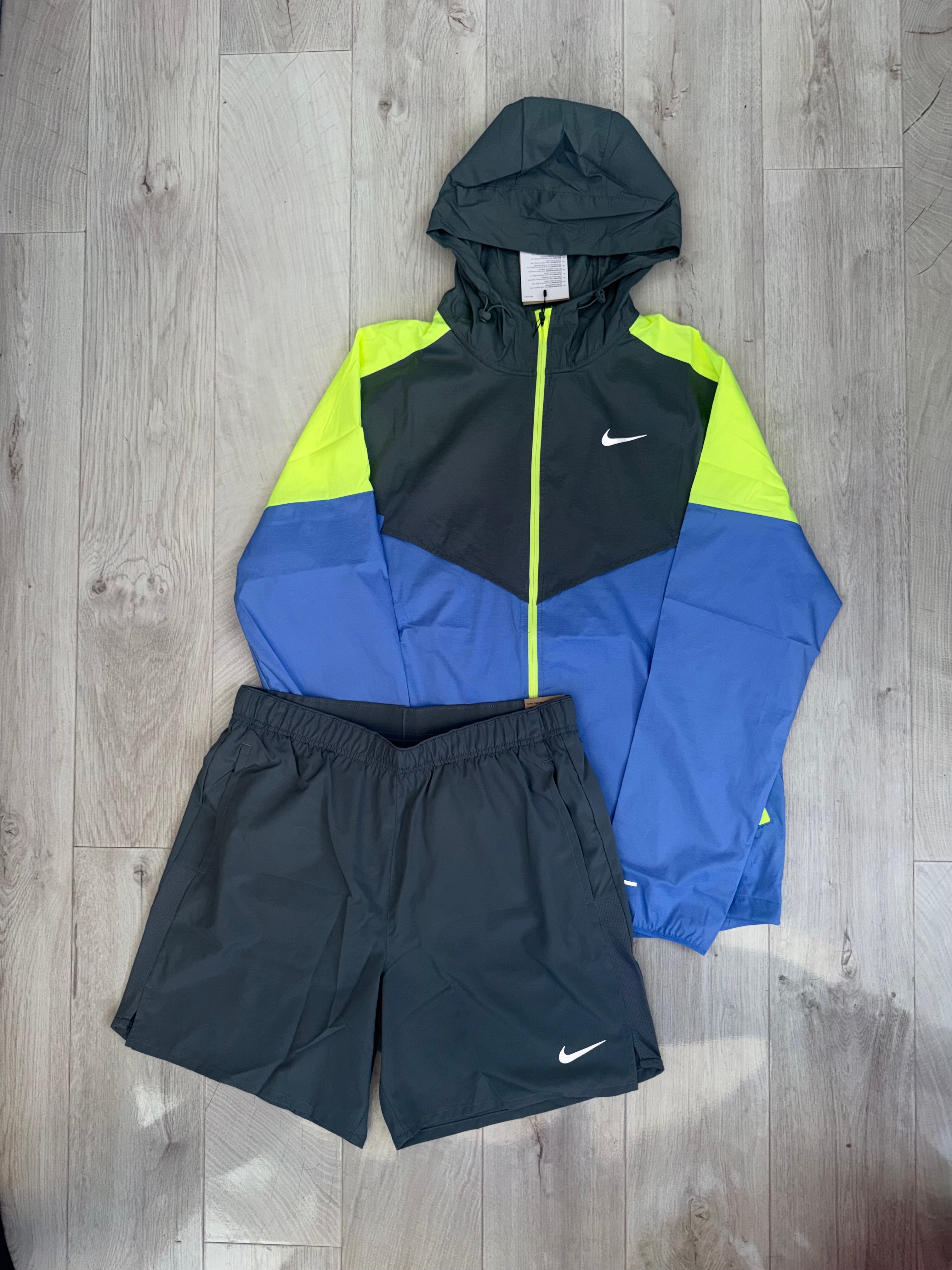 Nike Windbreaker Set