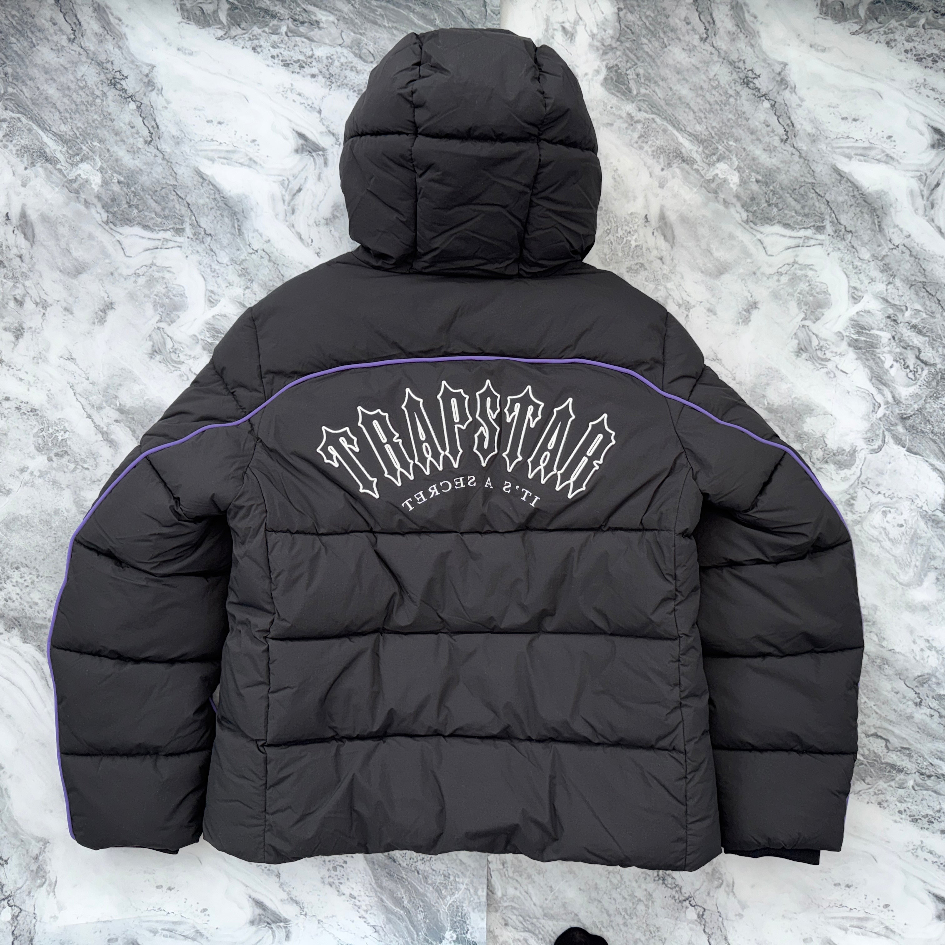 Trapstar Irongate Arch Piping Puffer Jacket