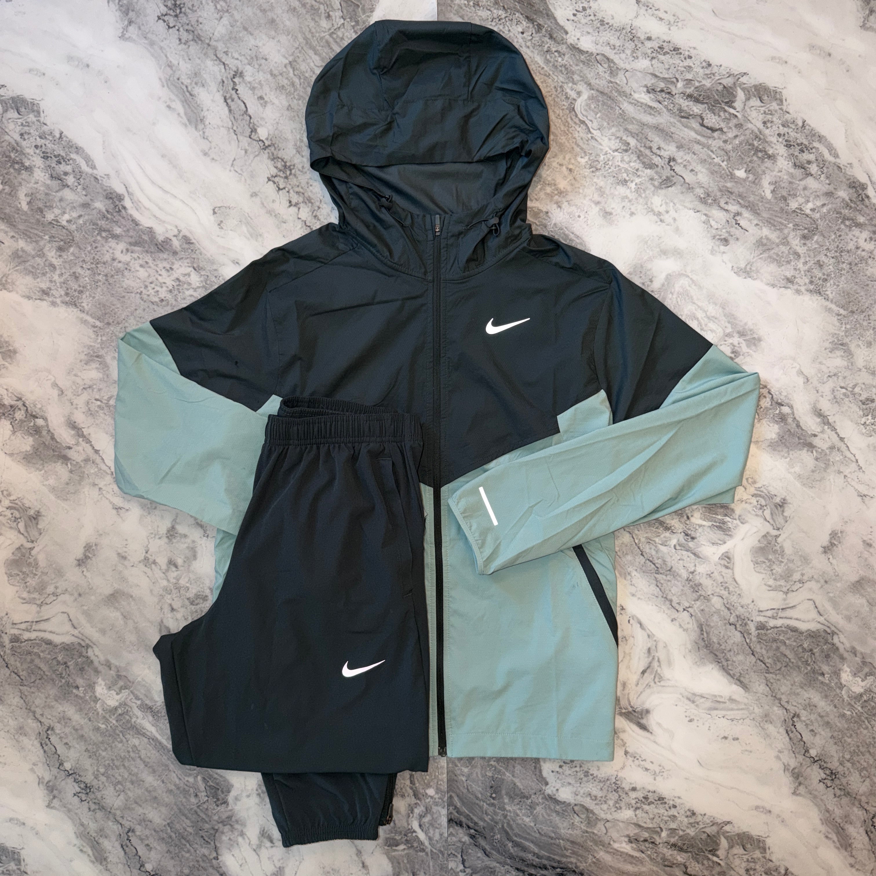 nike windshield jacket