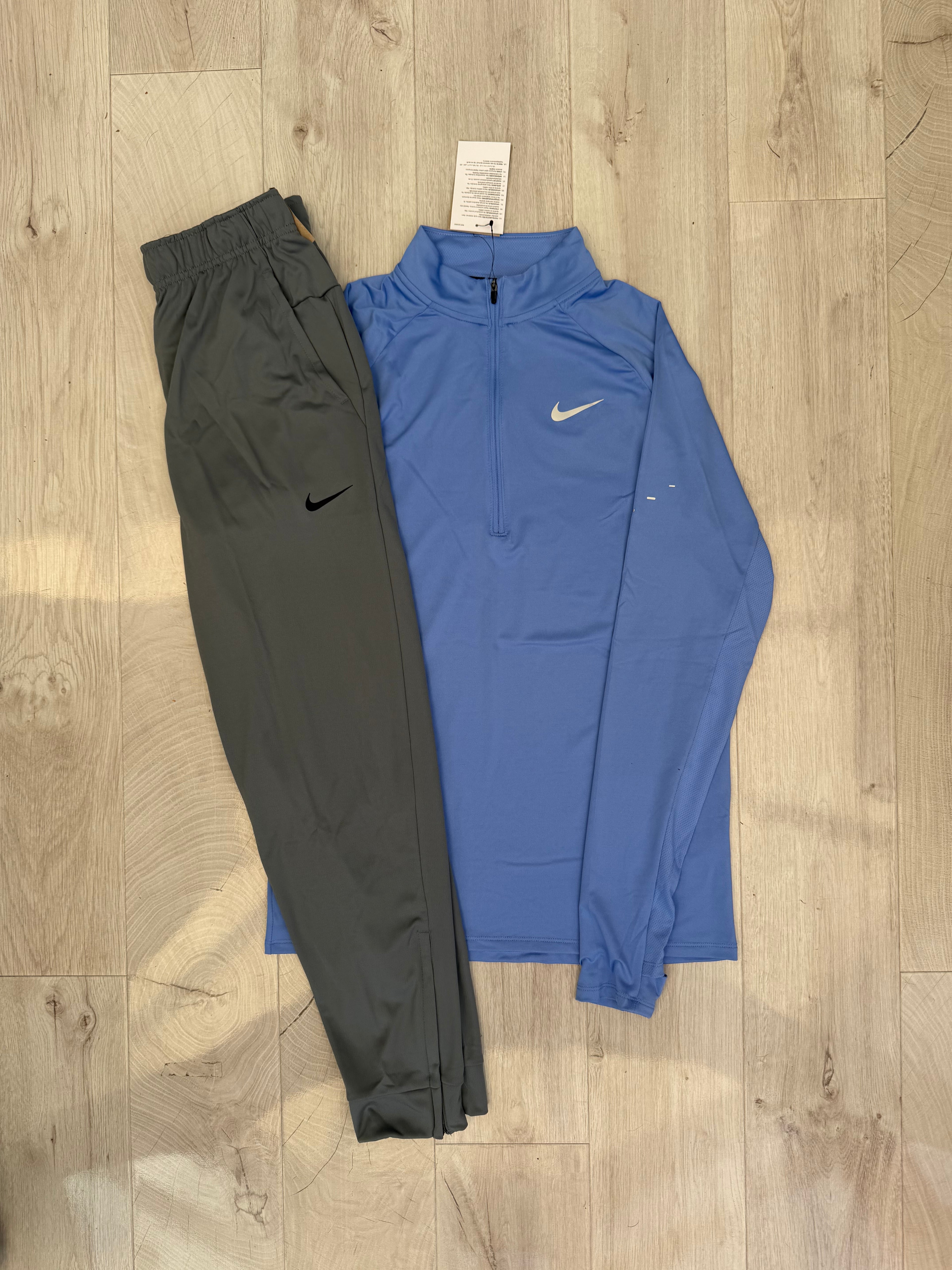 Nike 1/4 Set