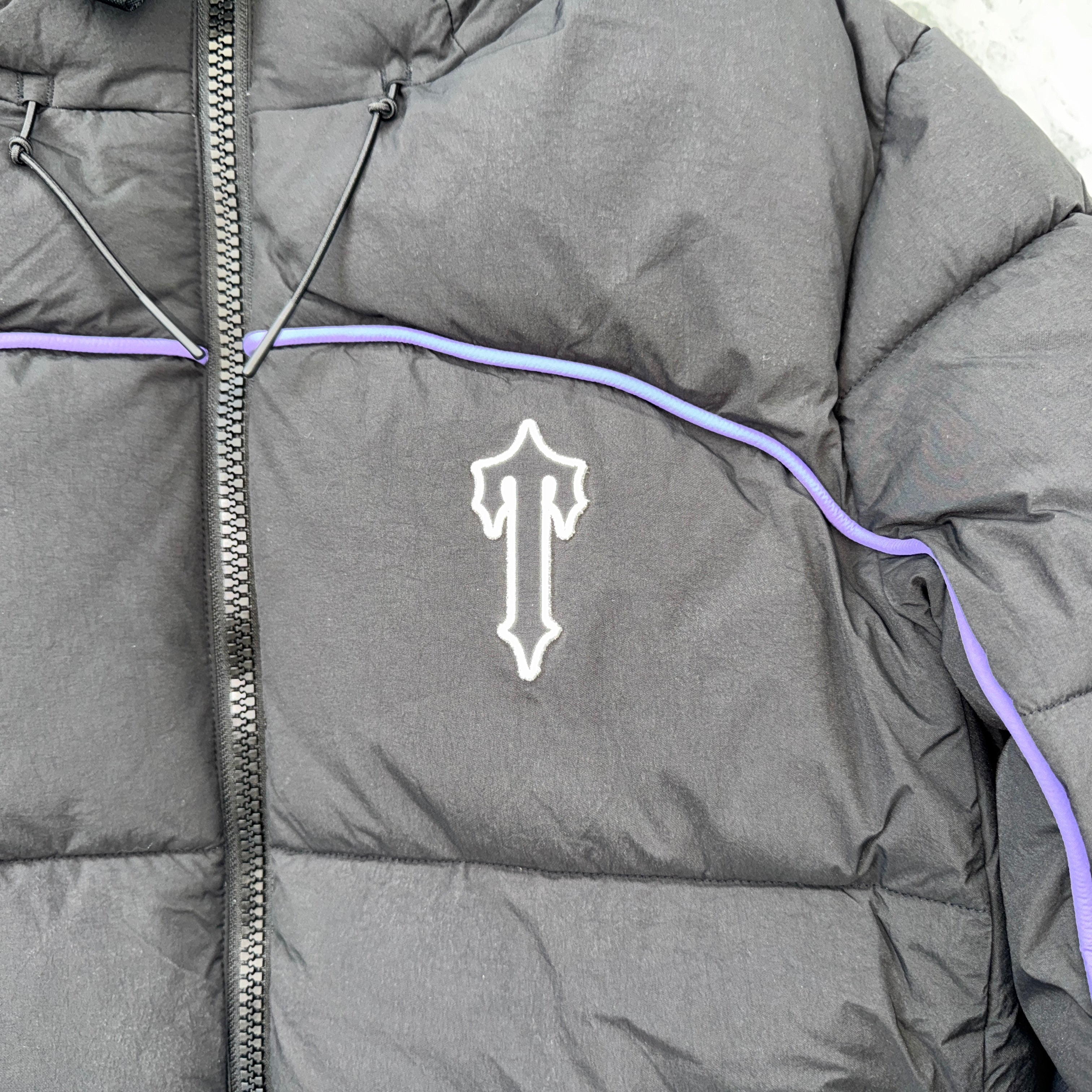 Trapstar Irongate Arch Piping Puffer Jacket