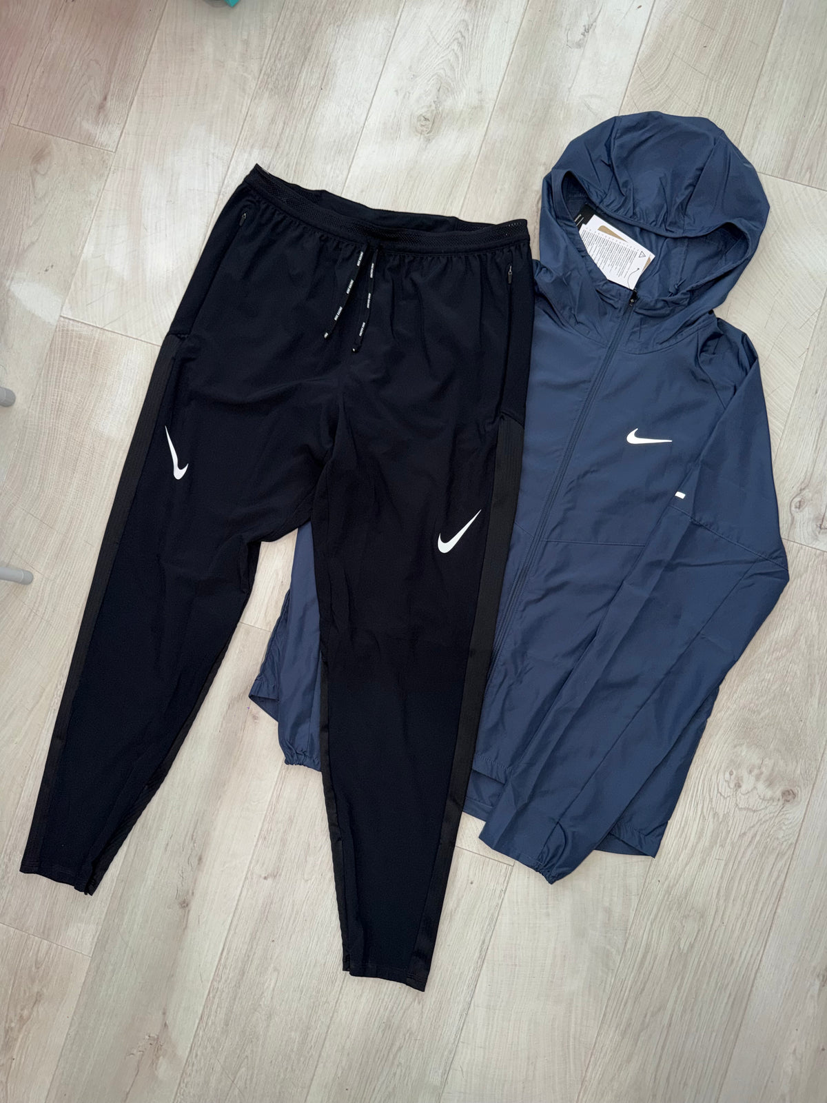 Nike Windbreaker Set