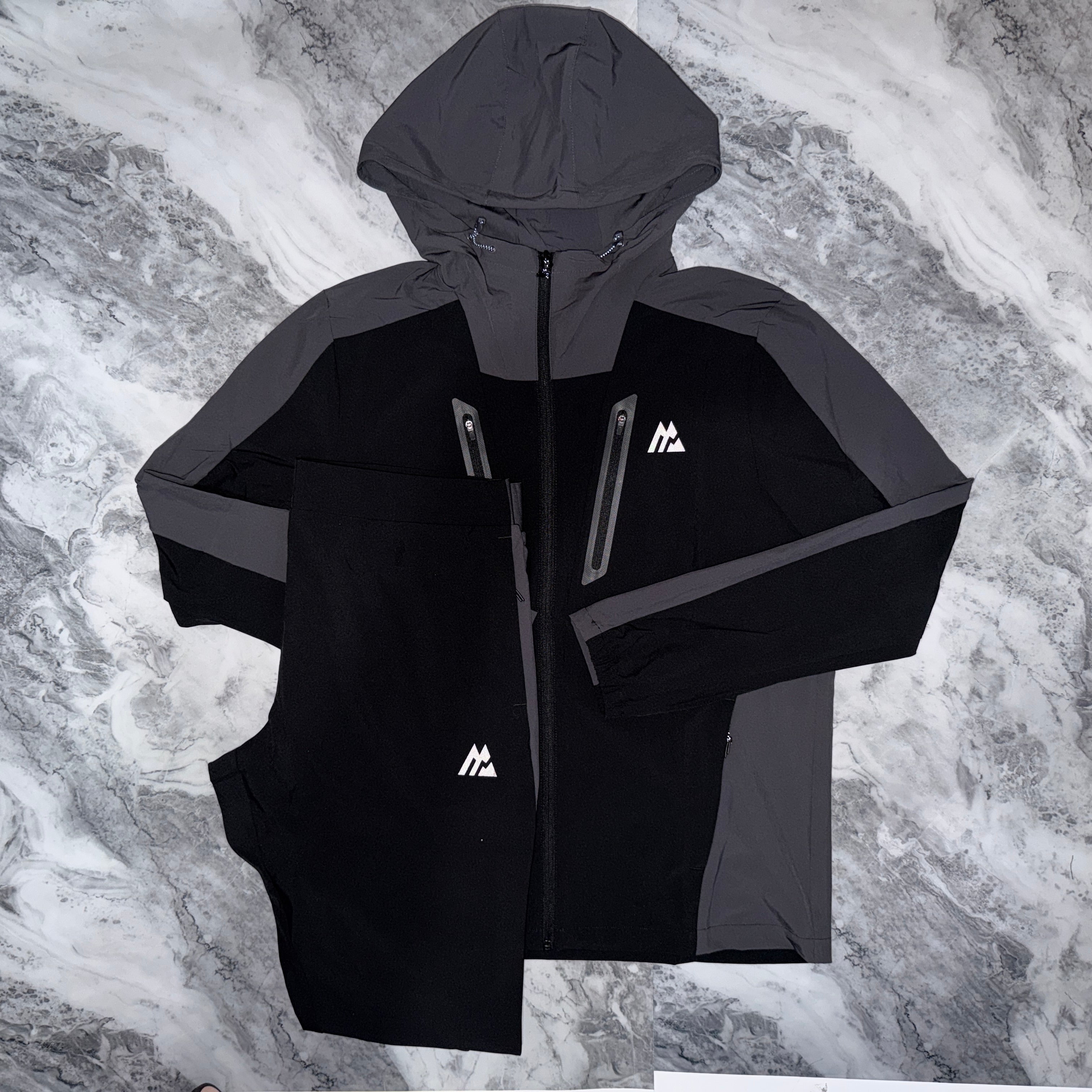 Montirex Stratus 2.0 (Black/Grey)