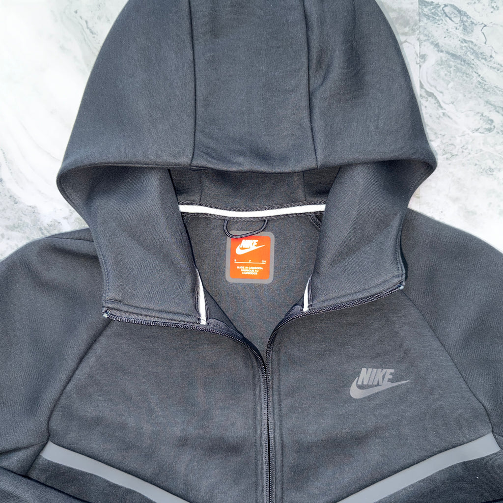 Nike Tech Fleece Tracksuit (Black/Black)