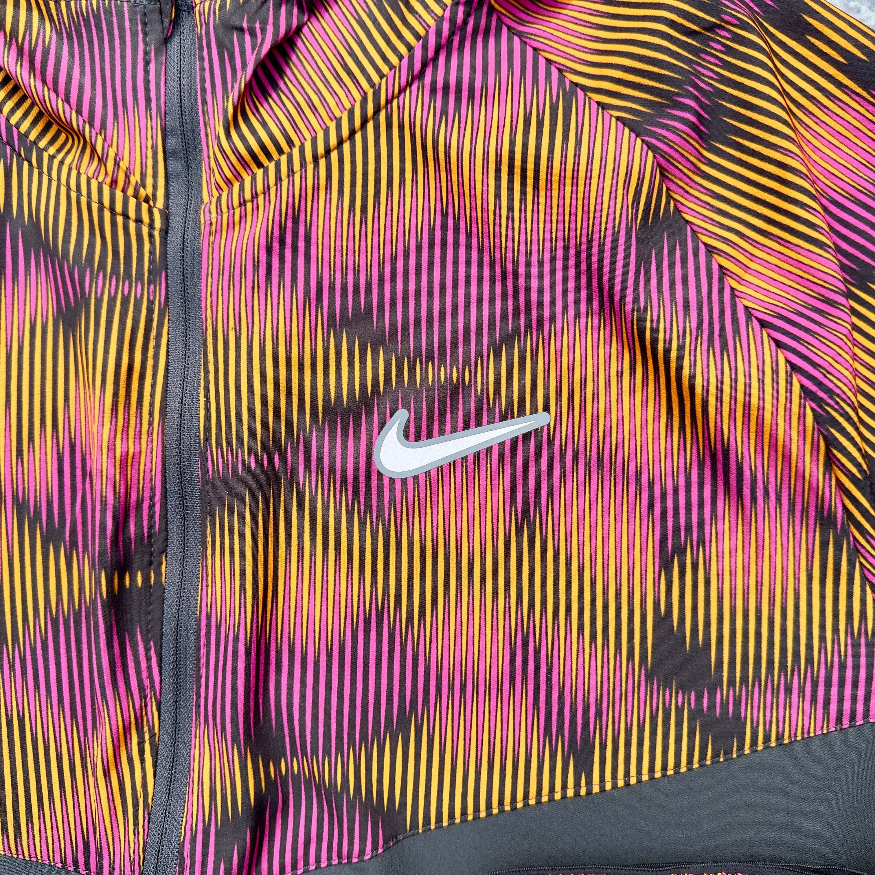 Nike Dri-Fit Windrunner Short Set (Grey/Orange/Pink)