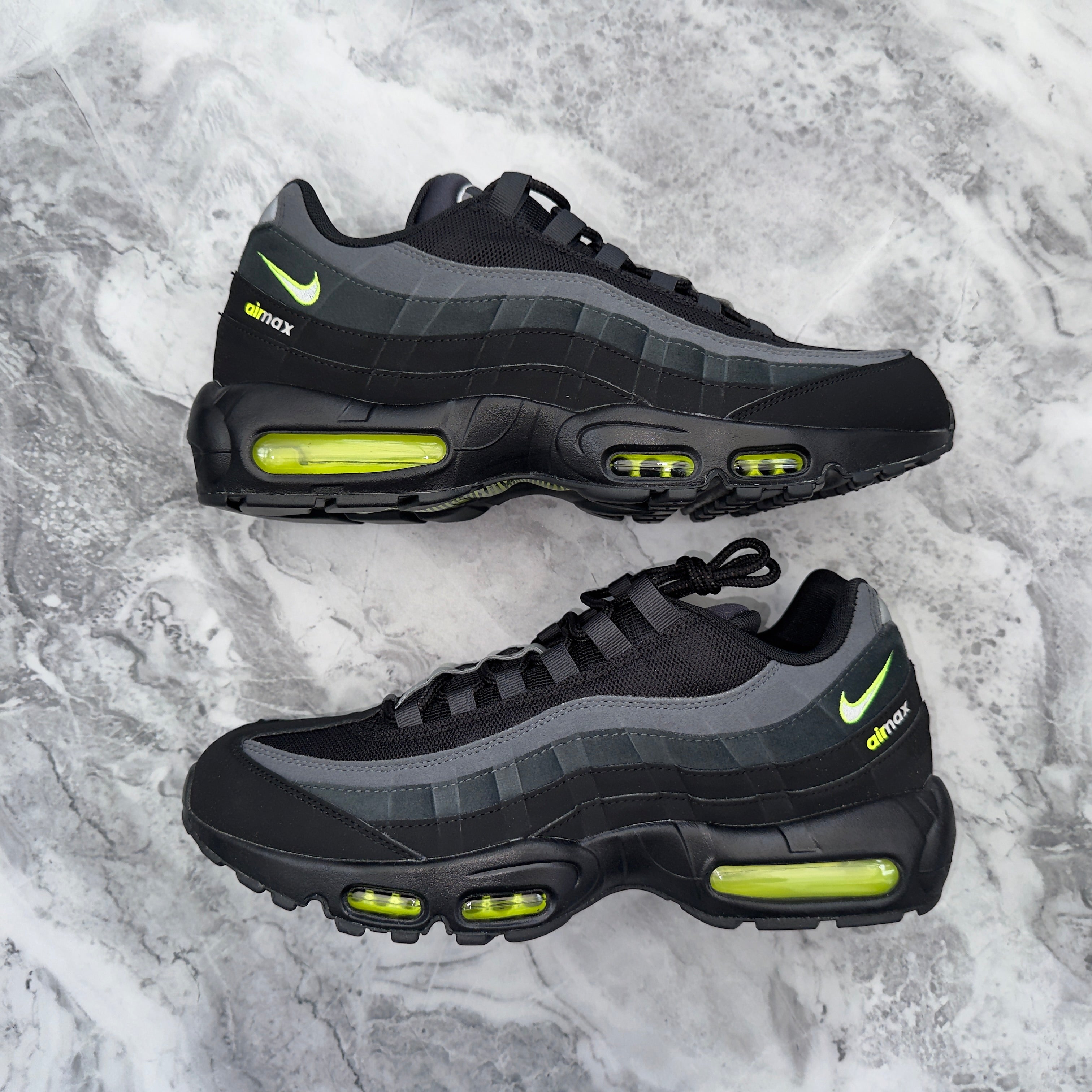 Nike Air Max 95 (Black/Grey/Volt)