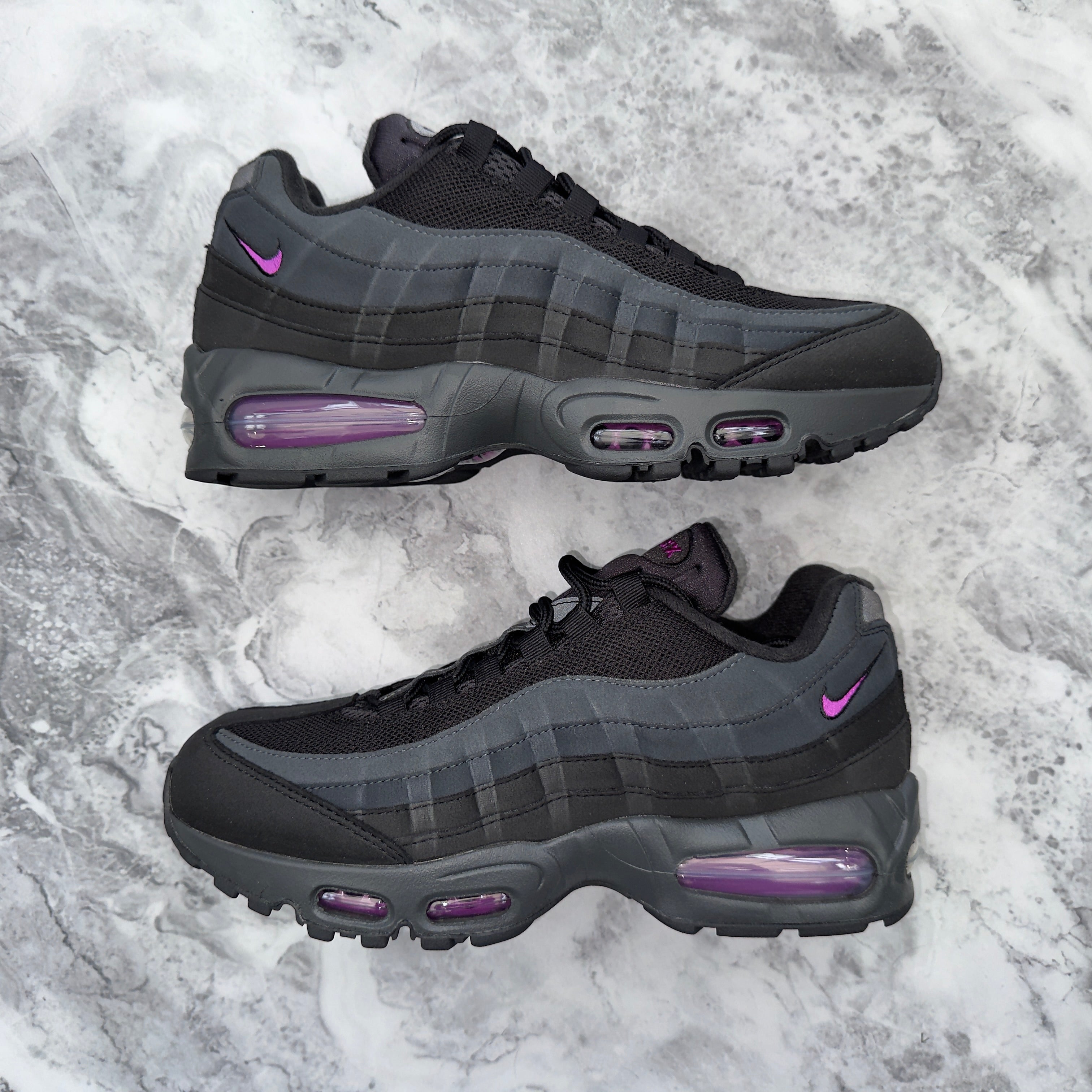 Nike Air Max 95 OG (Black/Vivid Purple) – SourcedStr8