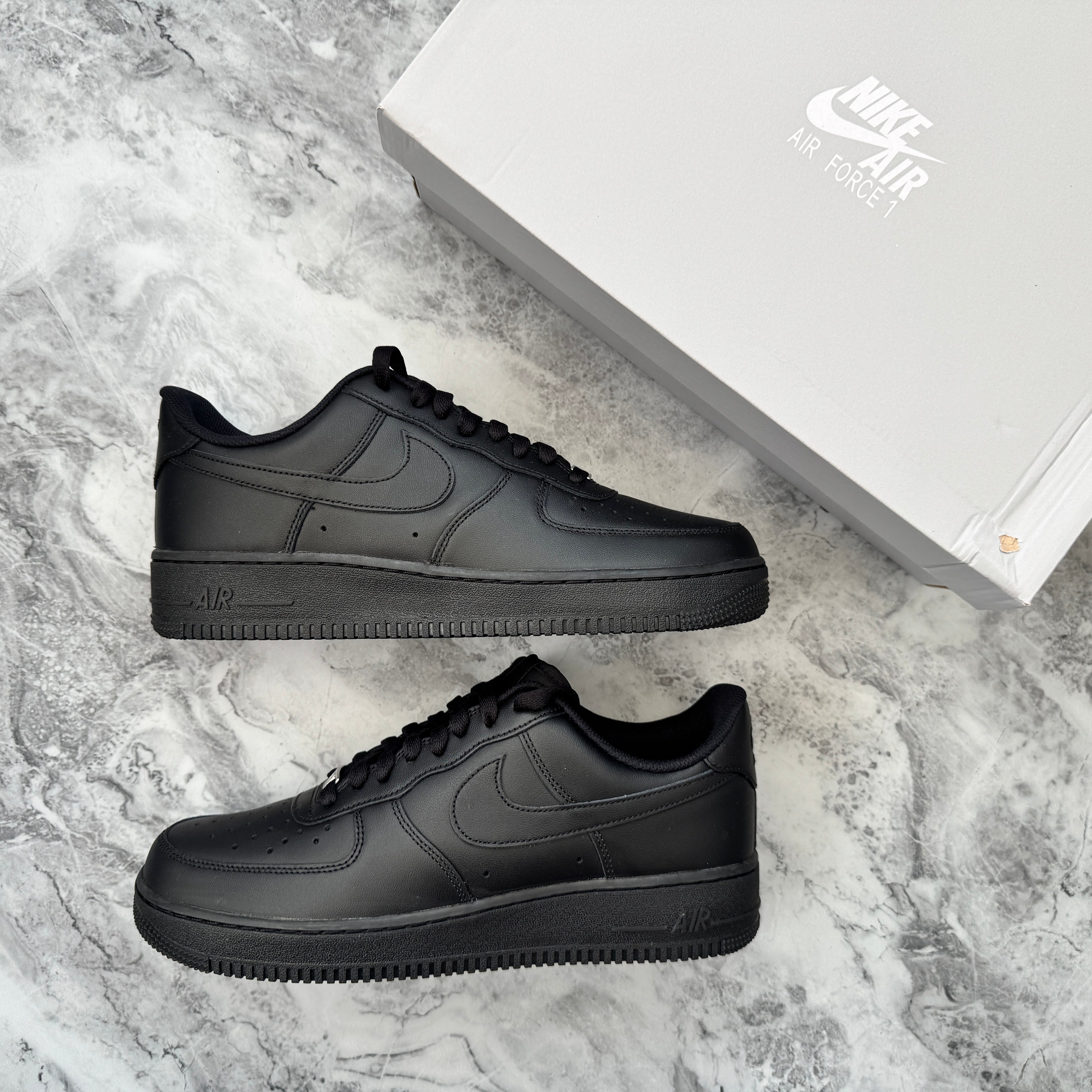 Nike Air Force 1 '07 (Black Noir)