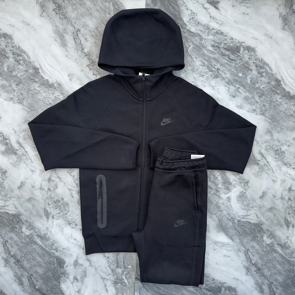Nike Tech Fleece Tracksuit (Triple Black)
