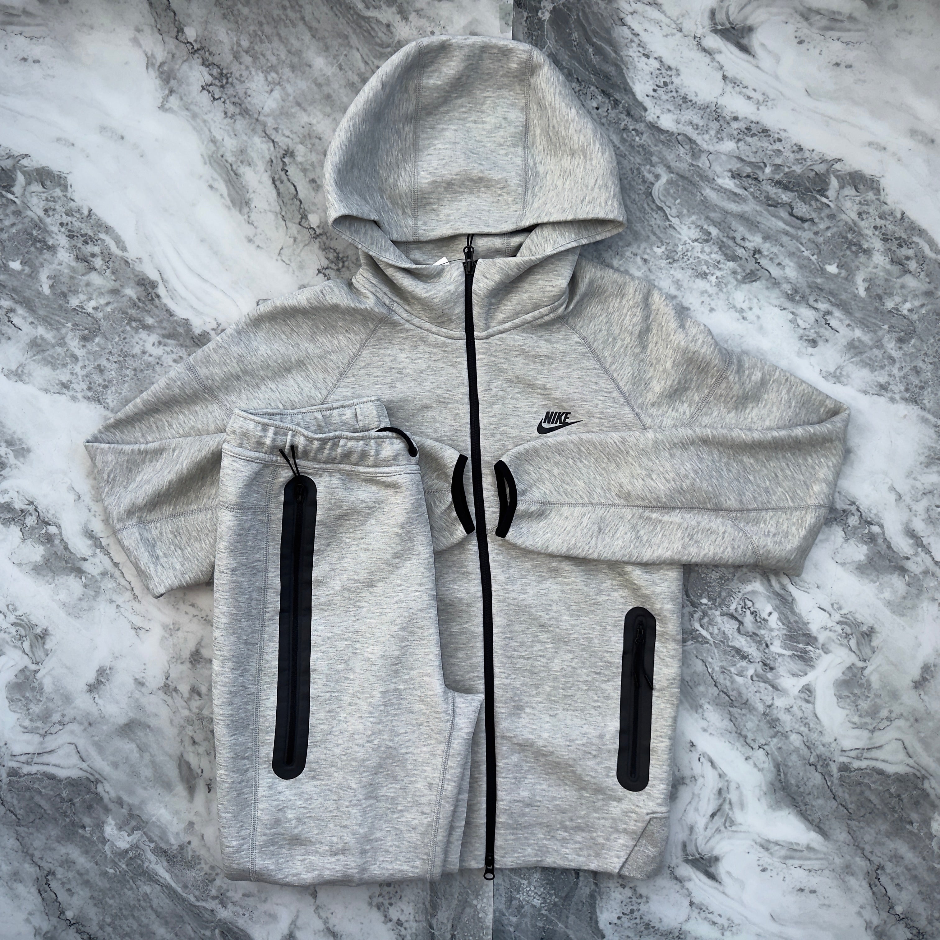 Nike Tech Fleece Tracksuit (Grey)