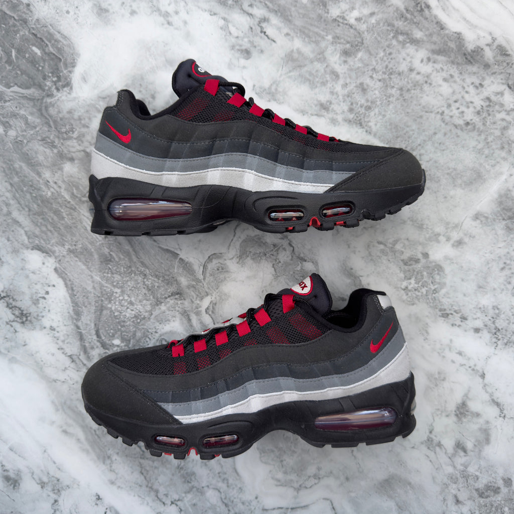Nike Air Max 95 "Liverpool FC" (Black/Gym Red)