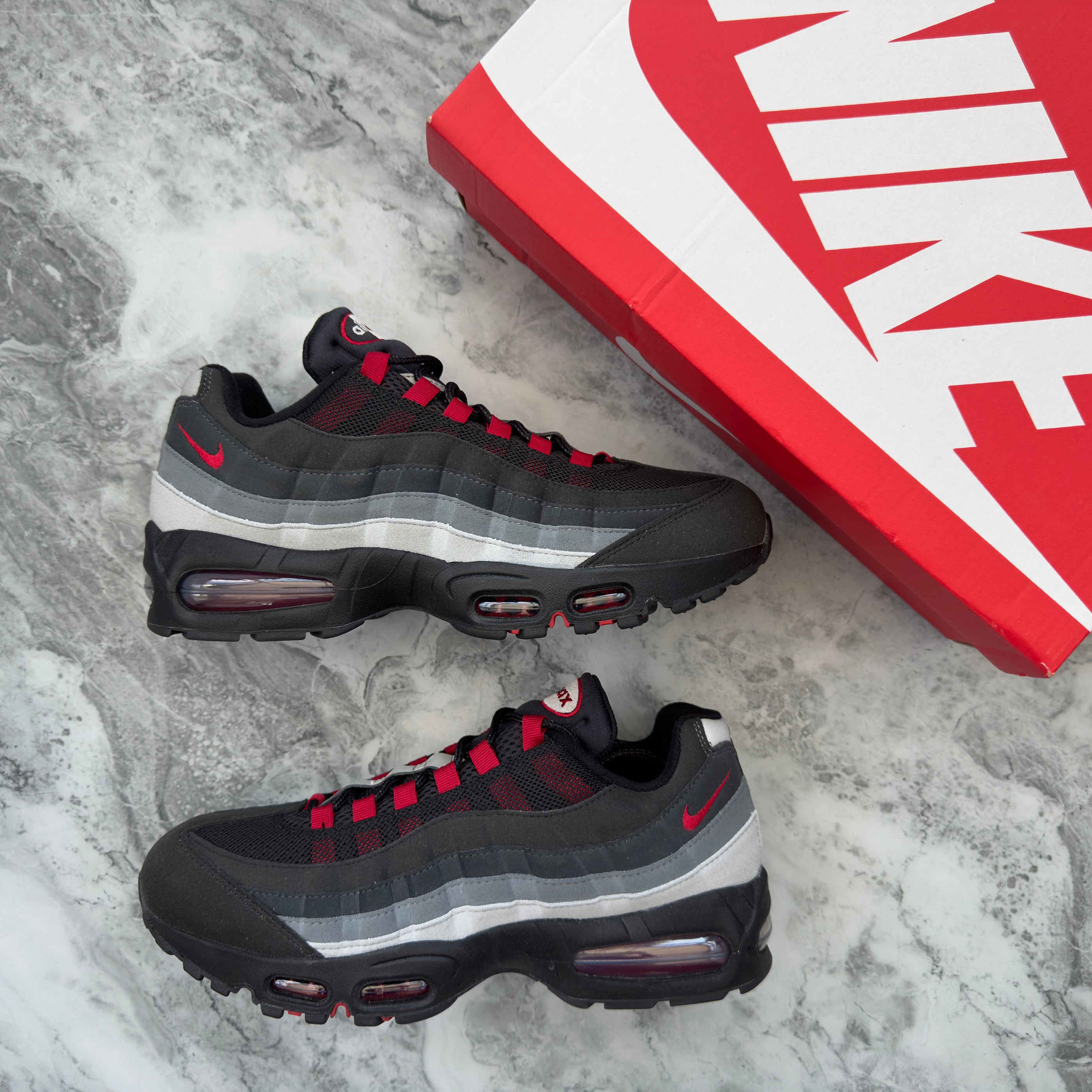 Nike Air Max 95 "Liverpool FC" (Black/Gym Red)