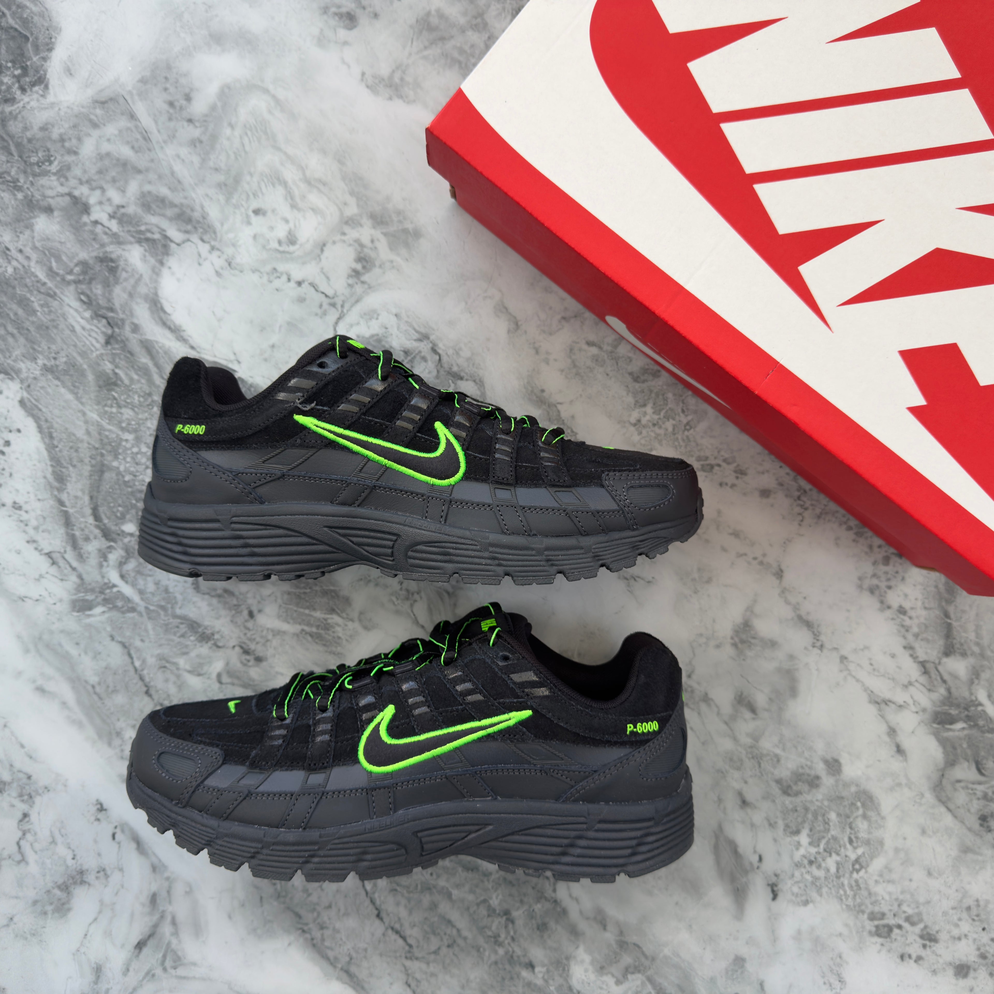 Nike P-6000 (Black/Green Strike)