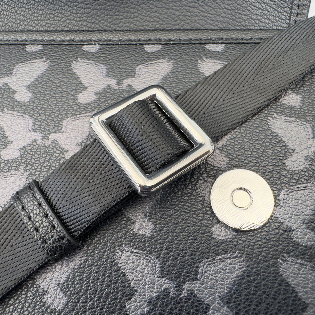 Liberation Luxury Pouch