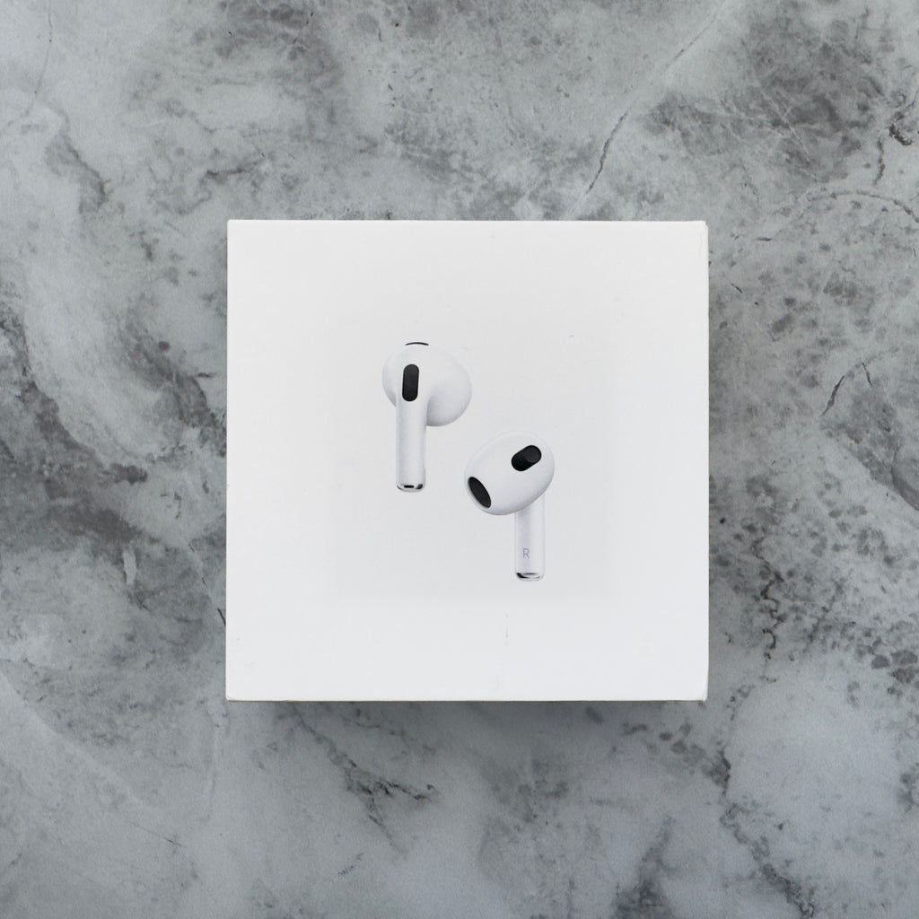 Apple AirPods (3rd Gen with Lightening Charging Case)