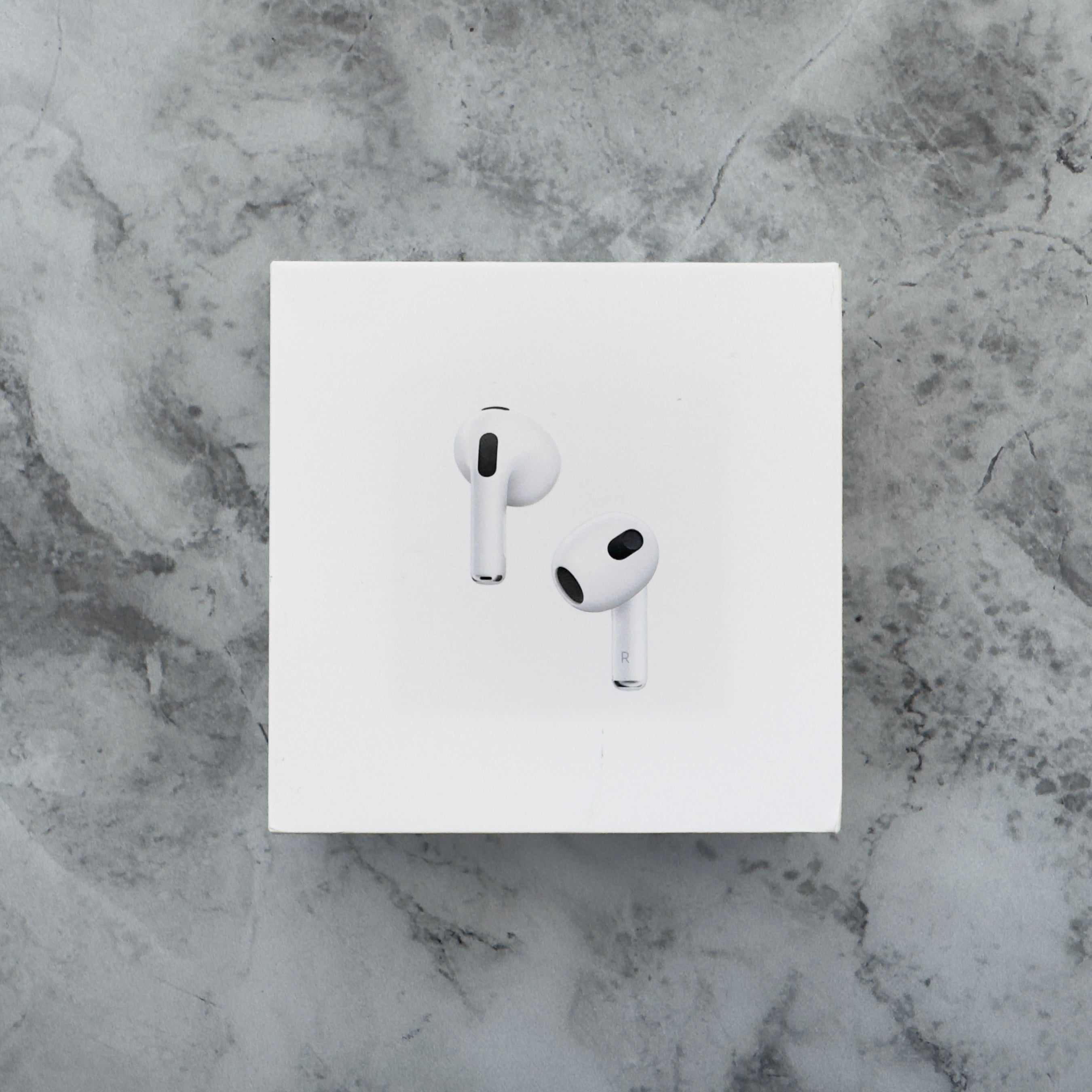 Apple AirPods (3rd Gen with Lightening Charging Case)